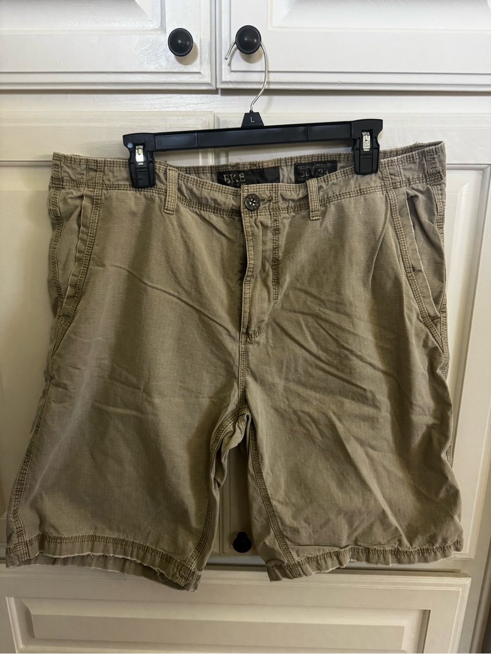 BKE Men's Tan Cargo Shorts